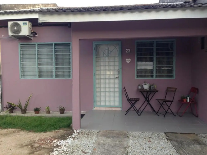 The Lurve House