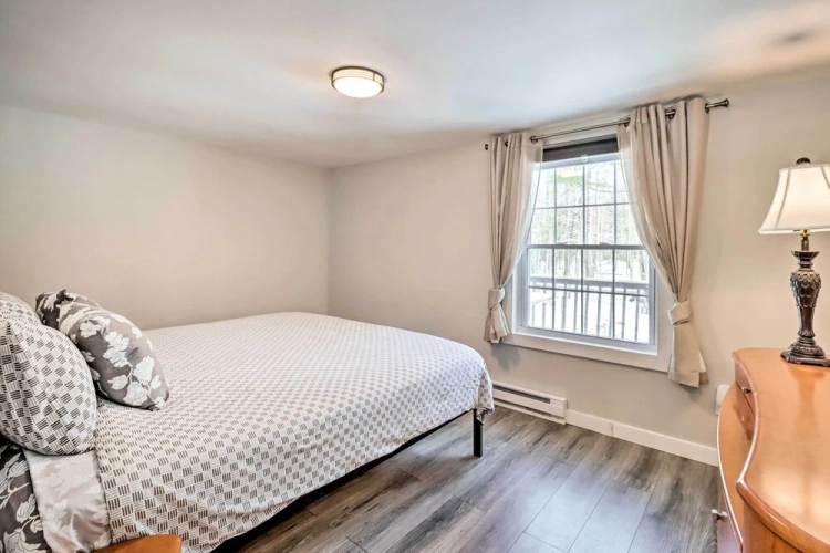 3 Bedrooms Cottage