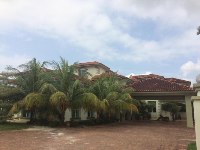 Deluxe Bungalow