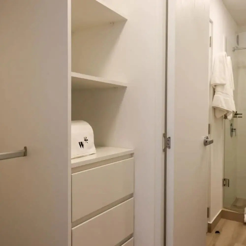 w Enchanting 2BR With Balcony in Miraflores