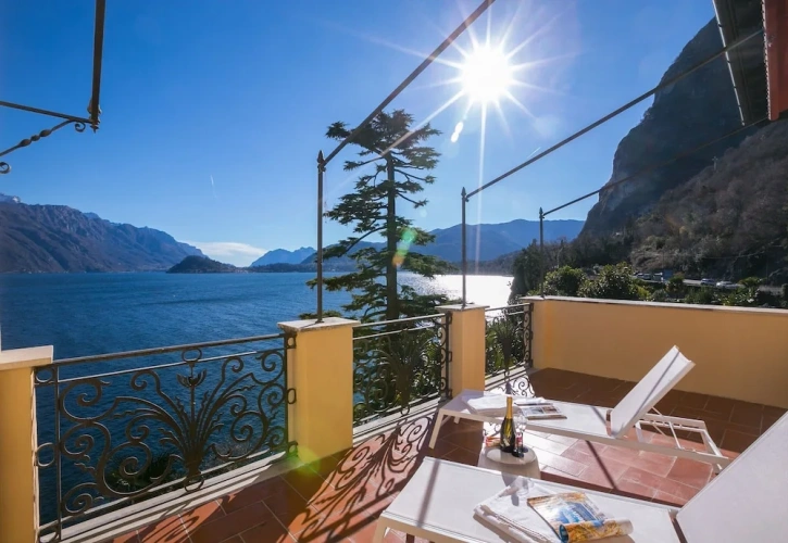 3 Bedrooms Family Apartment with lake view