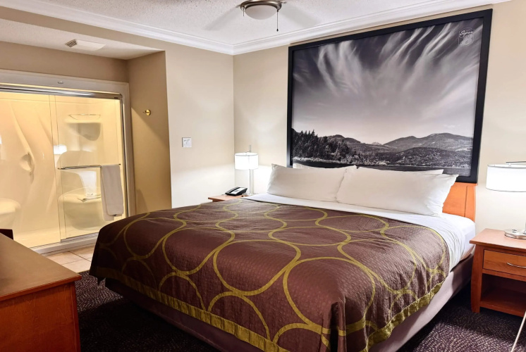 Super 8 by Wyndham Castlegar BC