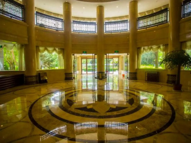 Golmud Hotel