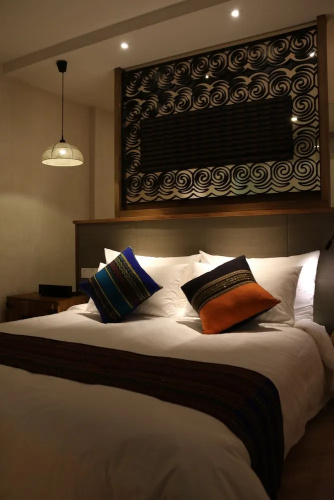 The Twelve Manor•Terraces Lodge