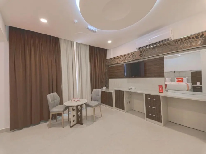 Diamond Star Hotel