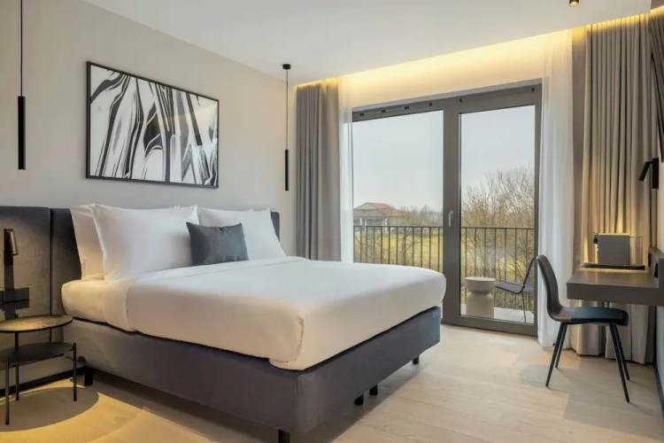 Premium room