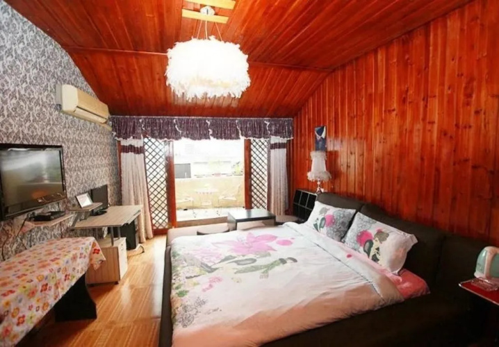 Shuangshuang Home