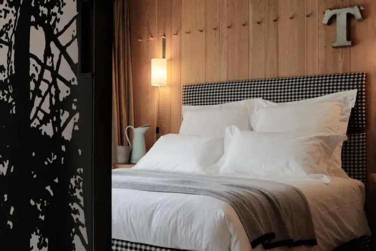 Eden Hotel