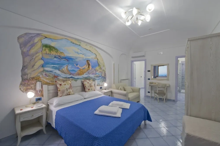 1 Bedroom Comfort Triple room with ocean view