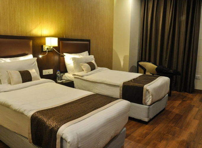 Hotel Casaya Inn