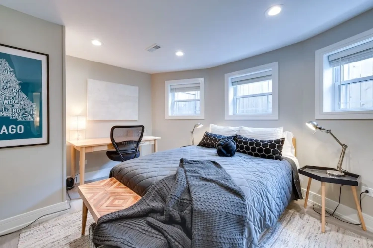 2 Bedrooms Apartment