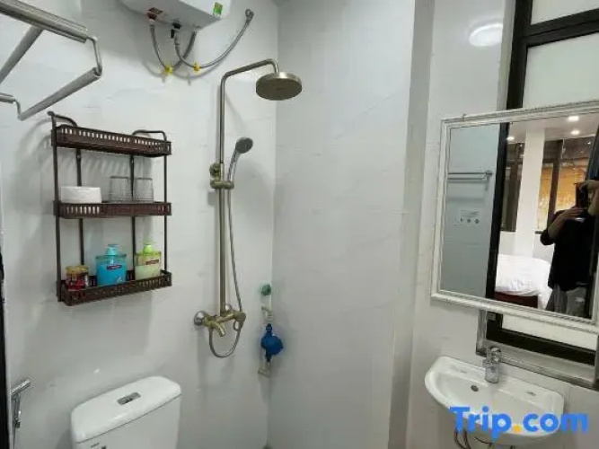 HC Luxury Apartment 02