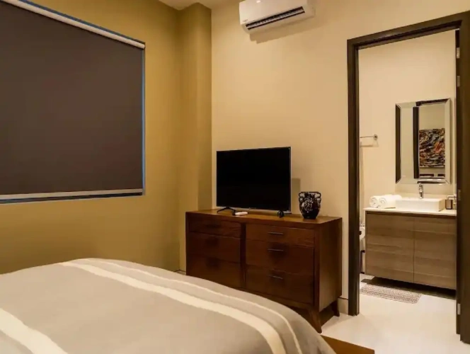 Comfort room