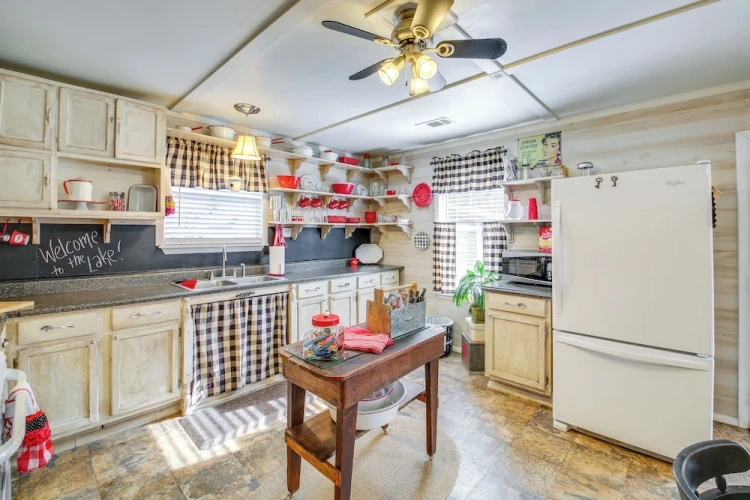 3 Bedrooms Cottage