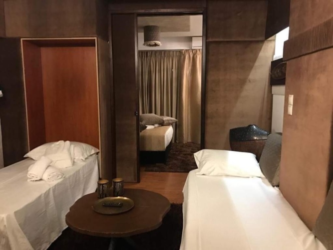 Deluxe Apartment