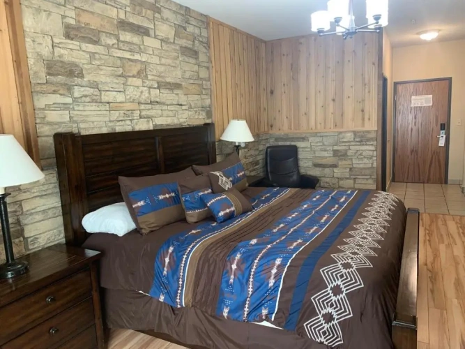 Deluxe Double Suite