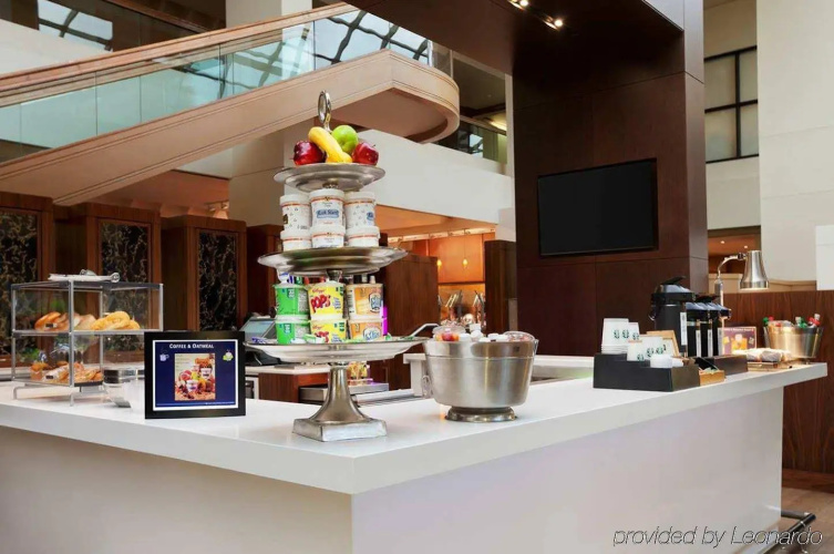 Hilton Miami Airport Blue Lagoon photo 16