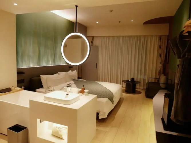 2 Bedrooms Standard Quadruple Family room