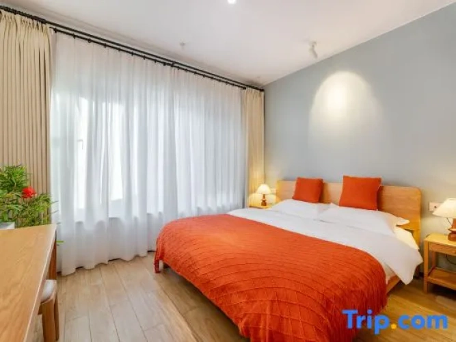 2 Bedrooms Duplex Villa