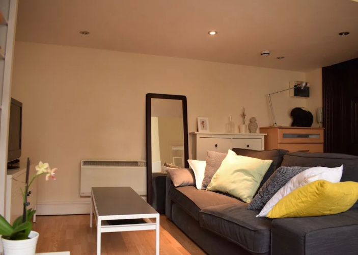 Charming Studio Apartment in Kensington