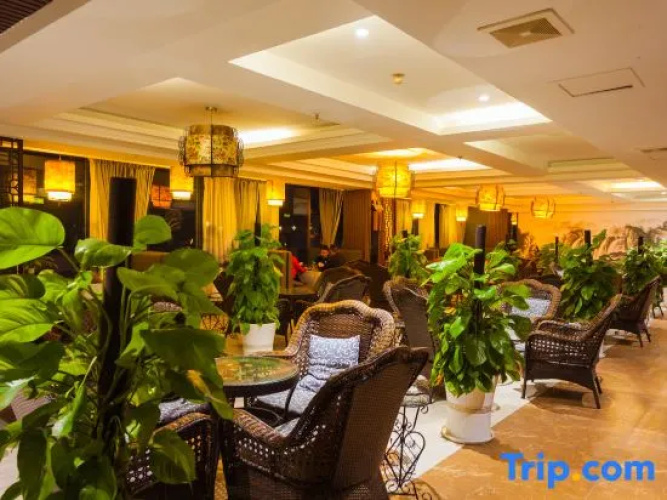 Yulin Hotel