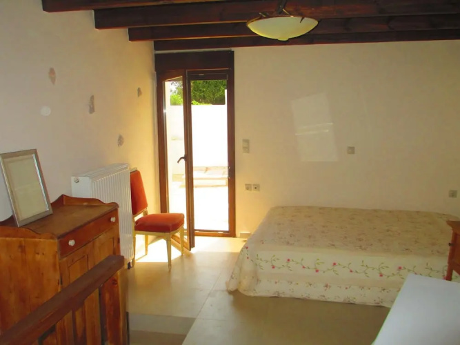 Studio in Roumeli, With Pool Access, Enclosed Garden and Wifi