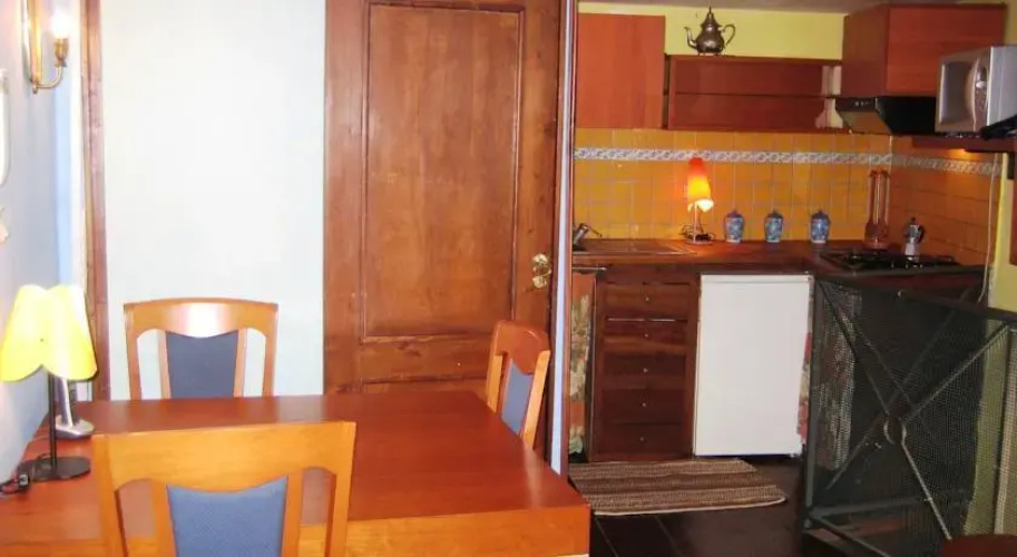 B&B Goldencube Guest House