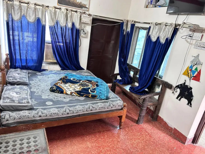 Priya Guest House