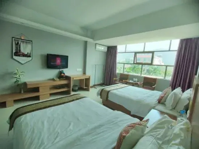 Boyaxuan Wisdom Hotel(柏雅轩智慧酒店（昌江人民北路店）)