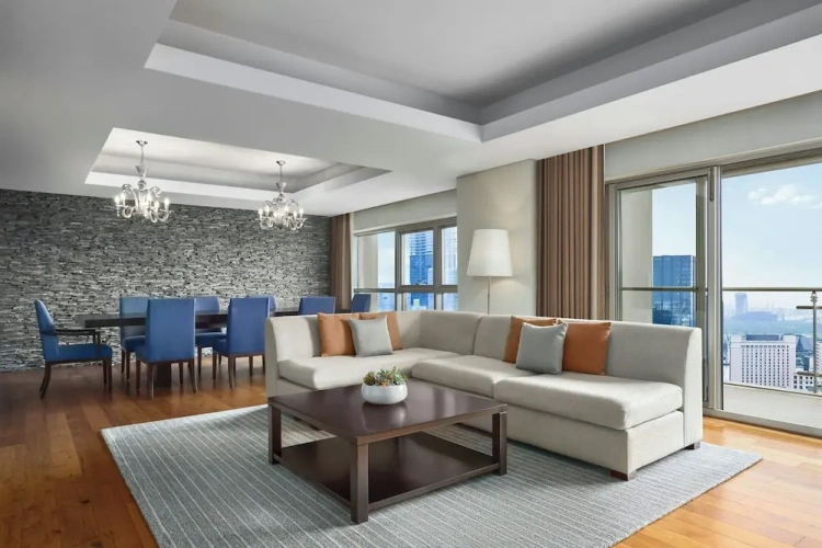 3 Bedrooms Apartment with balcony