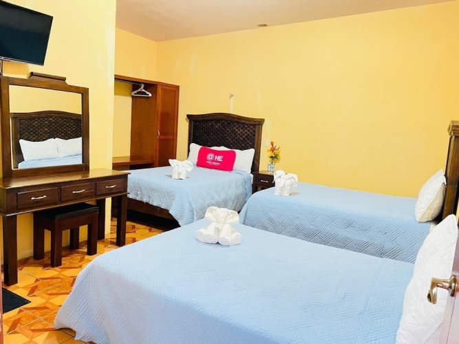 Standard Triple room