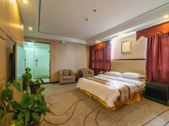 Liza Hotel