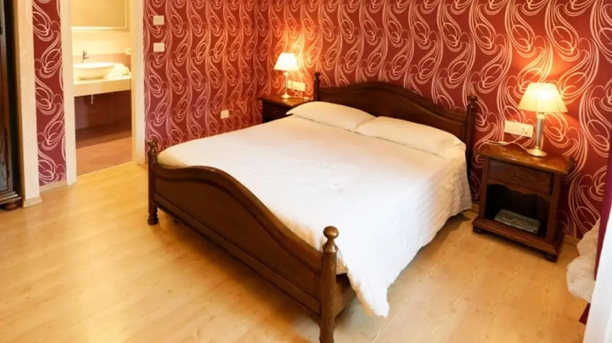 Comfort room