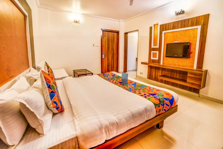 FabHotel Go Shirdi