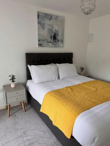 Coventry Chic City House - 3 Beds