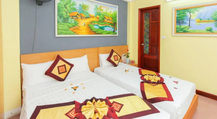 Madam Moon Hotel