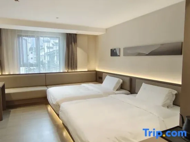 Twin Cottage