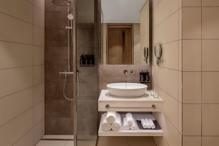 Holiday Inn Dubai Business Bay photo 9
