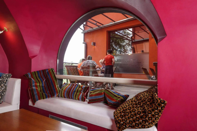 Cukrarna Hostel