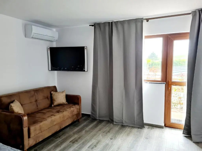 Elival House