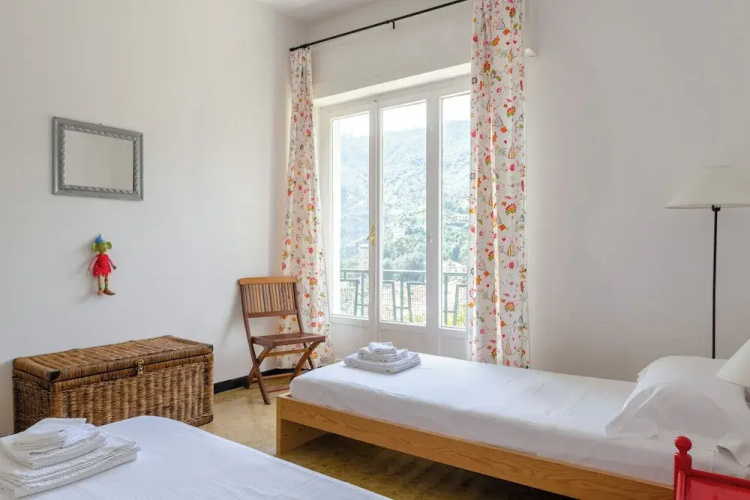 Monterosso Apartments