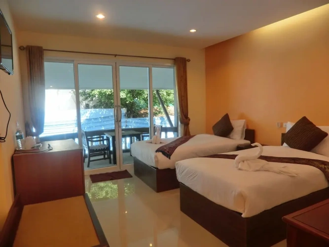 Standard Twin room