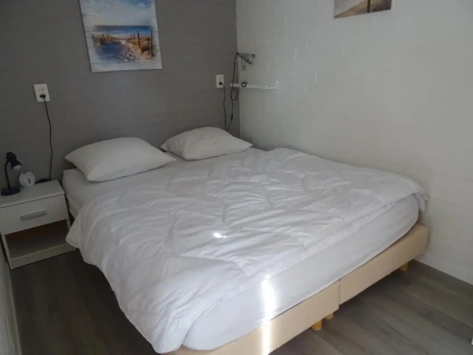 2 Bedrooms Cottage