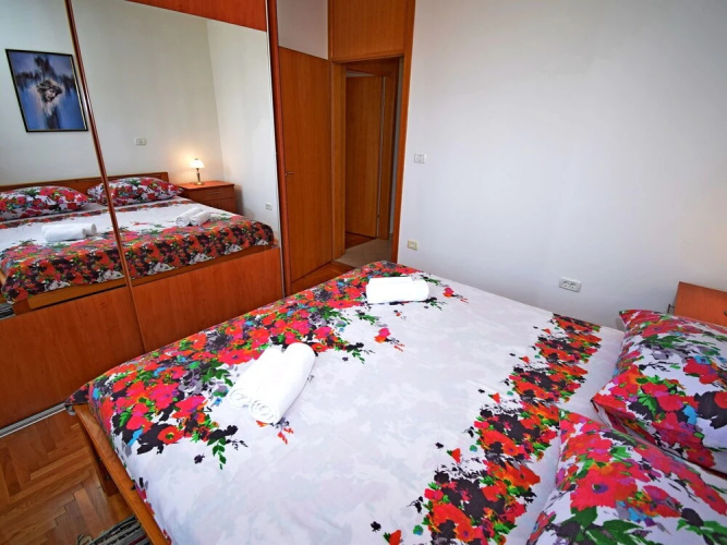 Spacious Apartment in Zadar With Balcony
