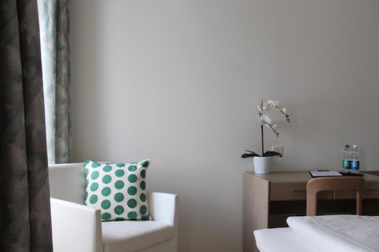 Deluxe Single room