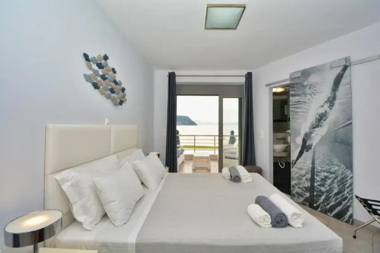 Superior room with sea view