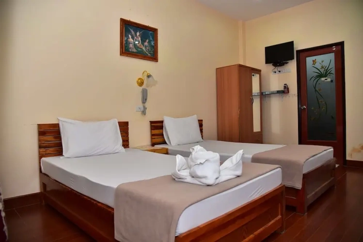 1 Bedroom Standard Cottage with balcony and with lake view