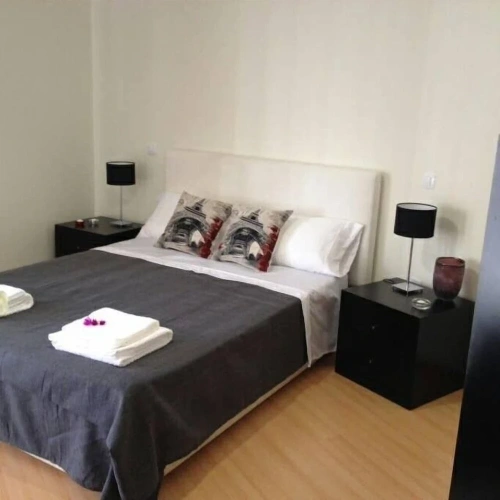 1 Bedroom Apartment with balcony