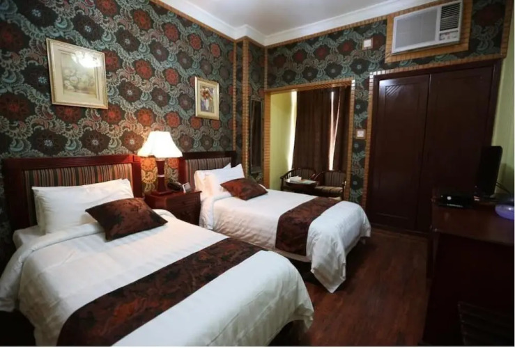 Moon Plaza HotelOver view