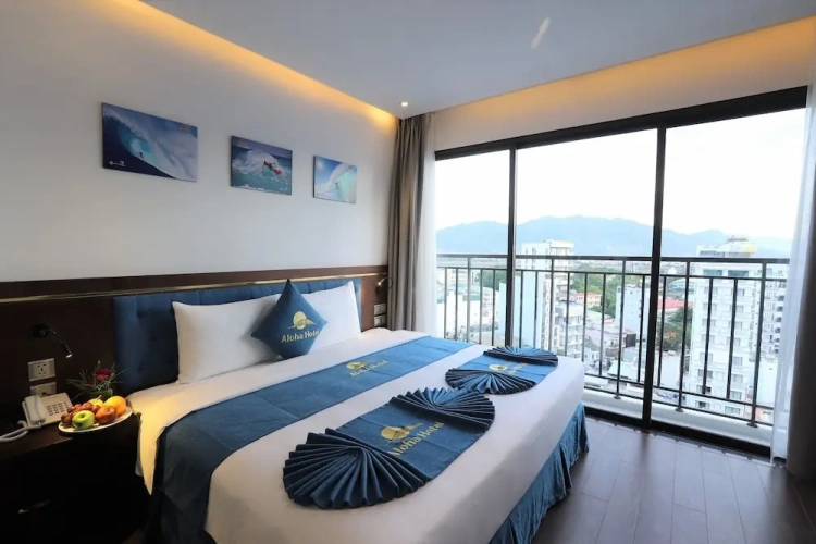 Standard Double room with balcony and with city view